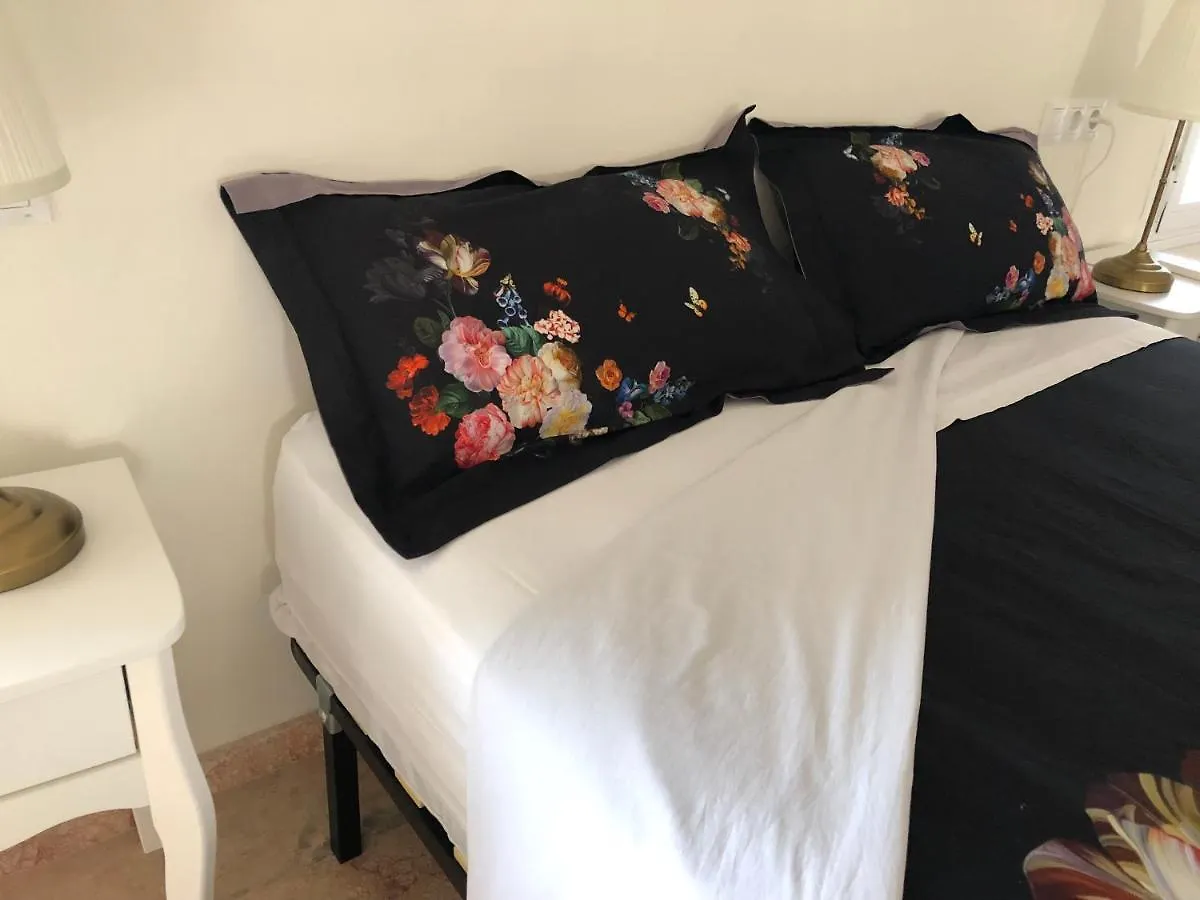 Holiday home Lovely 1-Bedroom Loft Near Ronda Arriate